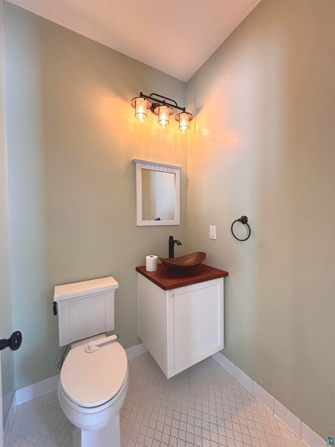 Tiny photo for 2718 Northridge Dr, Duluth, MN 55811 (MLS # 6124054)