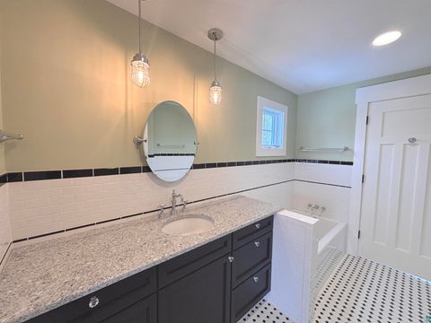 Tiny photo for 2718 Northridge Dr, Duluth, MN 55811 (MLS # 6124054)