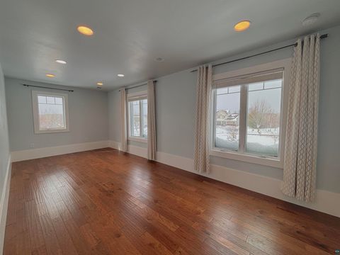 Tiny photo for 2718 Northridge Dr, Duluth, MN 55811 (MLS # 6124054)