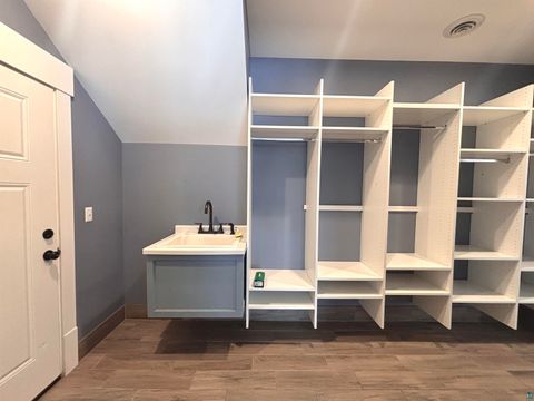 Tiny photo for 2718 Northridge Dr, Duluth, MN 55811 (MLS # 6124054)