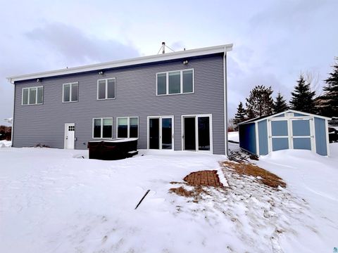 Tiny photo for 2718 Northridge Dr, Duluth, MN 55811 (MLS # 6124054)