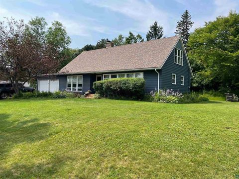Photo of 35 Arthur Cr Cir, Silver Bay, MN 55615 (MLS # 6123815)