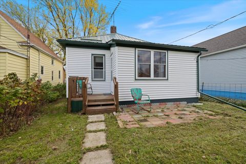 Tiny photo for 316 W 3rd Ave, Aurora, MN 55705 (MLS # 6122509)
