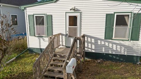 Tiny photo for 316 W 3rd Ave, Aurora, MN 55705 (MLS # 6122509)