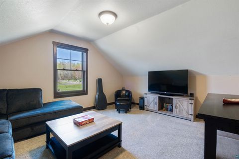 Tiny photo for 5378 Roosevelt Dr, Hermantown, MN 55811 (MLS # 6125448)