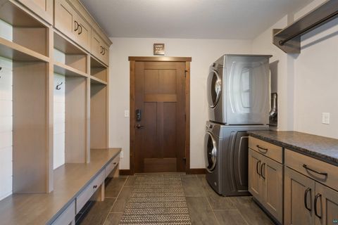Tiny photo for 5378 Roosevelt Dr, Hermantown, MN 55811 (MLS # 6125448)