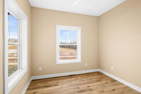 Tiny photo for 8602 Maynard Pl, Duluth, MN 55807 (MLS # 6122854)