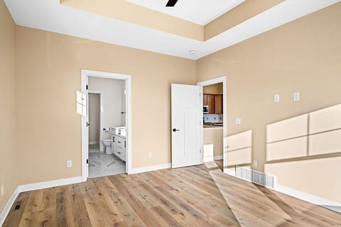 Tiny photo for 8602 Maynard Pl, Duluth, MN 55807 (MLS # 6122854)