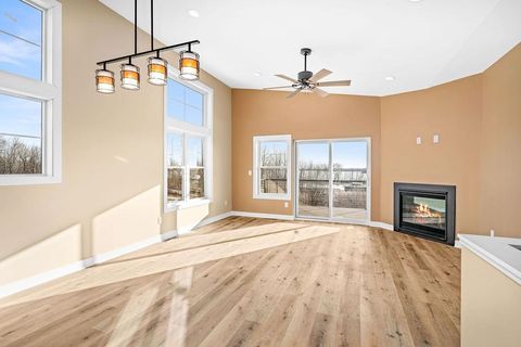 Tiny photo for 8602 Maynard Pl, Duluth, MN 55807 (MLS # 6122854)