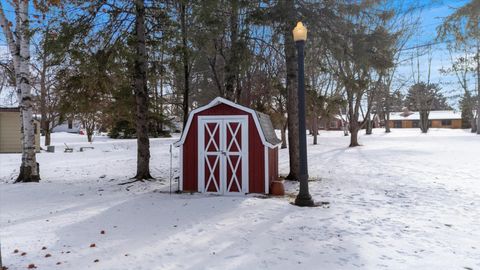 Tiny photo for 502 Inner Dr, Hibbing, MN 55792 (MLS # 6123673)