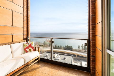 Tiny photo for 311 E Superior St #1004, Duluth, MN 55802 (MLS # 6122910)