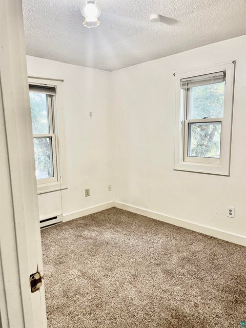 Tiny photo for 1830 Dunedin Ave, Duluth, MN 55803 (MLS # 6127259)