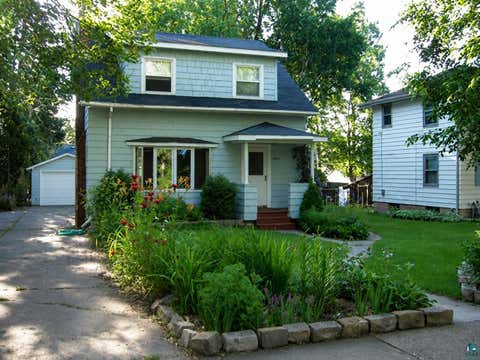 Photo of 1830 Dunedin Ave, Duluth, MN 55803 (MLS # 6127259)