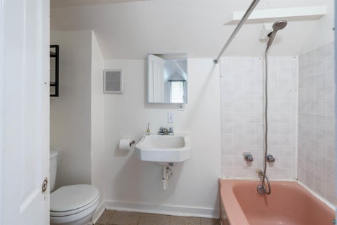 Tiny photo for 1511 E 4th St, Duluth, MN 55812 (MLS # 6125910)