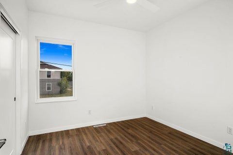 Tiny photo for 12 W 11th St, Duluth, MN 55806 (MLS # 6128031)