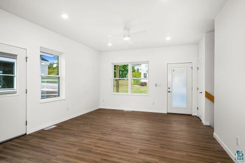 Tiny photo for 12 W 11th St, Duluth, MN 55806 (MLS # 6128031)