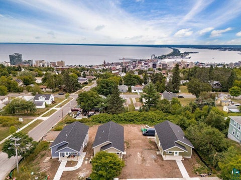 Tiny photo for 12 W 11th St, Duluth, MN 55806 (MLS # 6128031)