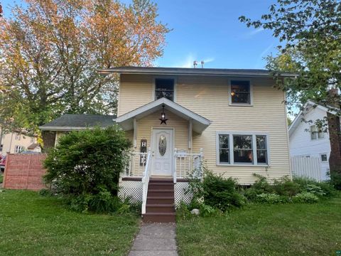 Photo of 302 Ave C, Cloquet, MN 55720 (MLS # 6125916)