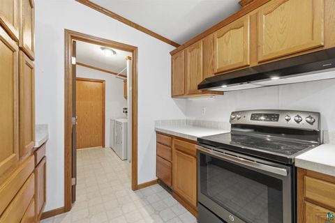 Tiny photo for 1430 12th St, Virginia, MN 55792 (MLS # 6125440)