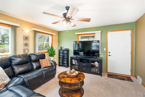 Tiny photo for 1815 Piedmont Ave, Duluth, MN 55811 (MLS # 6125598)