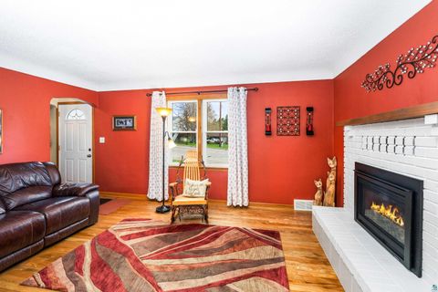 Tiny photo for 1815 Piedmont Ave, Duluth, MN 55811 (MLS # 6125598)