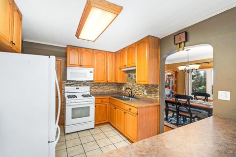 Tiny photo for 1815 Piedmont Ave, Duluth, MN 55811 (MLS # 6125598)