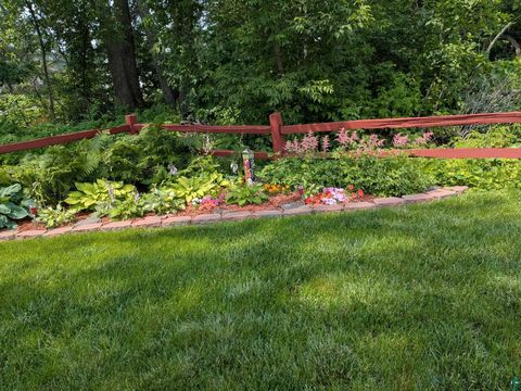 Tiny photo for 1815 Piedmont Ave, Duluth, MN 55811 (MLS # 6125598)