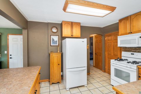 Tiny photo for 1815 Piedmont Ave, Duluth, MN 55811 (MLS # 6125598)