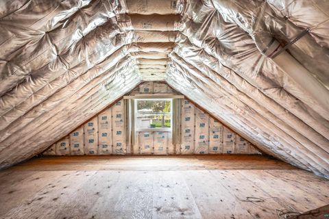 Tiny photo for 1815 Piedmont Ave, Duluth, MN 55811 (MLS # 6125598)