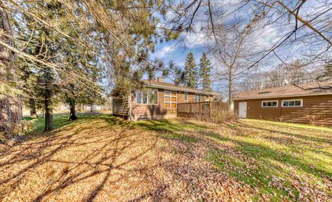 Tiny photo for 210 W Mulberry St, Duluth, MN 55811 (MLS # 6122957)