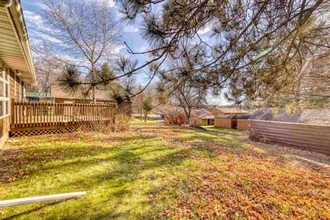 Tiny photo for 210 W Mulberry St, Duluth, MN 55811 (MLS # 6122957)