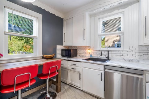 Tiny photo for 237 W Kent Rd, Duluth, MN 55812 (MLS # 6128226)