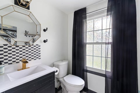 Tiny photo for 237 W Kent Rd, Duluth, MN 55812 (MLS # 6128226)