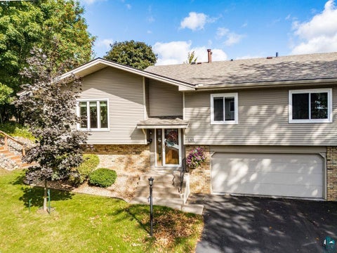 Photo of 411 Wildwood Dr #411, Duluth, MN 55811 (MLS # 6127894)