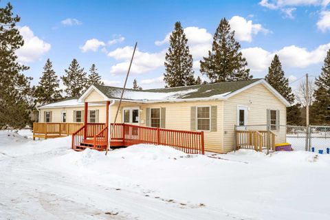 Tiny photo for 21 Minnesota St, Sandstone, MN 55072 (MLS # 6123656)