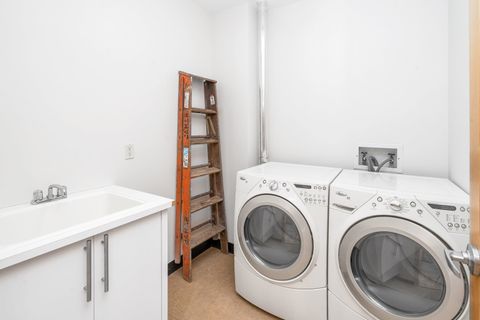 Tiny photo for 311 E Superior St #704, Duluth, MN 55802 (MLS # 6123418)