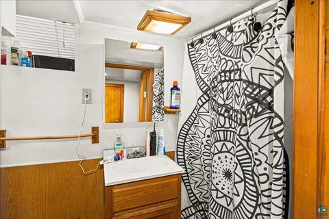 Tiny photo for 1612 E 6th St, Duluth, MN 55812 (MLS # 6124852)