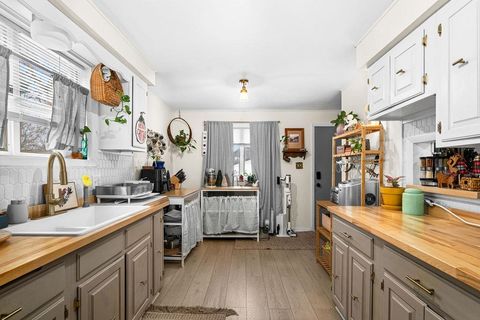 Tiny photo for 3816 W 5th St, Duluth, MN 55807 (MLS # 6123067)