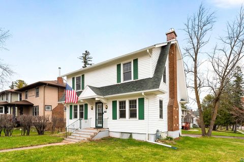 Photo of 202 N 40th Ave E Ave, Duluth, MN 55804 (MLS # 6125022)