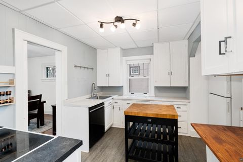 Tiny photo for 202 N 40th Ave E Ave, Duluth, MN 55804 (MLS # 6125022)