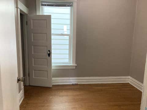 Tiny photo for 224 E 6th St, Duluth, MN 55805 (MLS # 6126139)