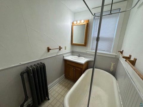 Tiny photo for 224 E 6th St, Duluth, MN 55805 (MLS # 6126139)