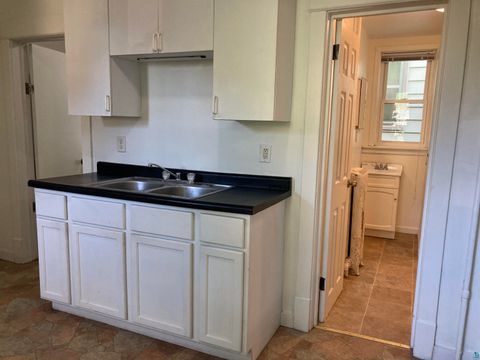 Tiny photo for 224 E 6th St, Duluth, MN 55805 (MLS # 6126139)