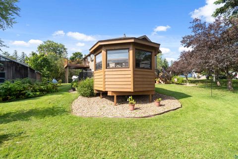 Tiny photo for 4 Lakeside Ct, Duluth, MN 55804 (MLS # 6124064)