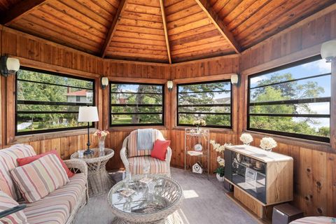 Tiny photo for 4 Lakeside Ct, Duluth, MN 55804 (MLS # 6124064)