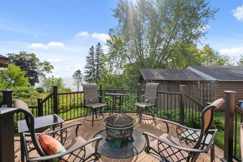 Tiny photo for 4 Lakeside Ct, Duluth, MN 55804 (MLS # 6124064)