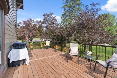 Tiny photo for 4 Lakeside Ct, Duluth, MN 55804 (MLS # 6124064)