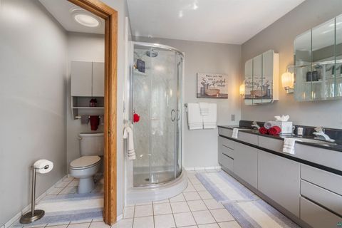 Tiny photo for 4 Lakeside Ct, Duluth, MN 55804 (MLS # 6124064)