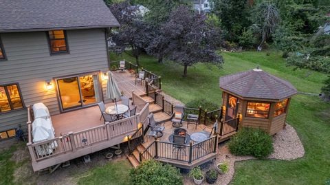 Tiny photo for 4 Lakeside Ct, Duluth, MN 55804 (MLS # 6124064)