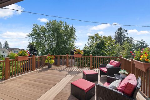 Tiny photo for 4 Lakeside Ct, Duluth, MN 55804 (MLS # 6124064)